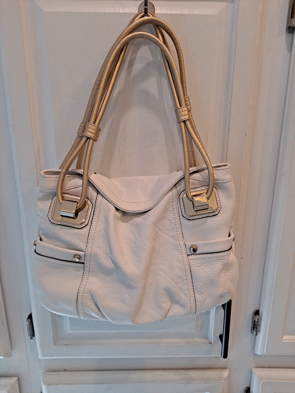 B. Makowsky Y2k White Pebbled Leather Hobo Slouchy Bag Boho Chic Gold Handles